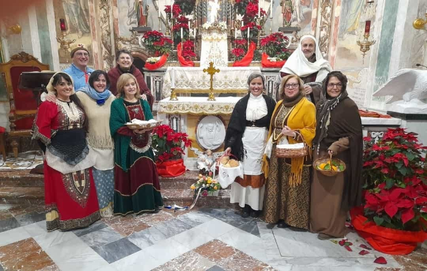 Himmlische Bühne & Segensgondel: Kirchen laden zum Hessentag ein