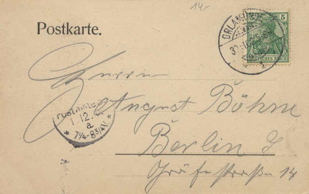 Eine alte deutsche Postkarte in sehr gutem Zustand, mit einer Briefmarke und der Aufschrift "Grundfahrzeug" neben einem Bild eines Mannes.