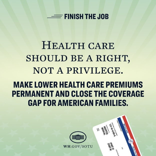 Plakat mit dem Text "Beende den Job: Gesundheit sollte ein Recht sein, nicht ein Privileg" und einer Karte mit der Aufschrift "Mache niedrigere Gesundheitskosten dauerhaft und schließe die Lücke in der Gesundheitsversorgung für amerikanische Familien."
